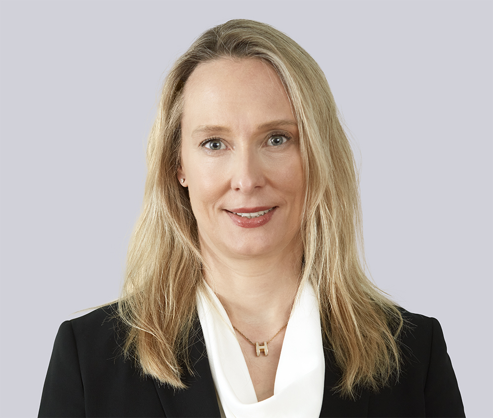 Stéphanie Ichter - Executive Board | CFO